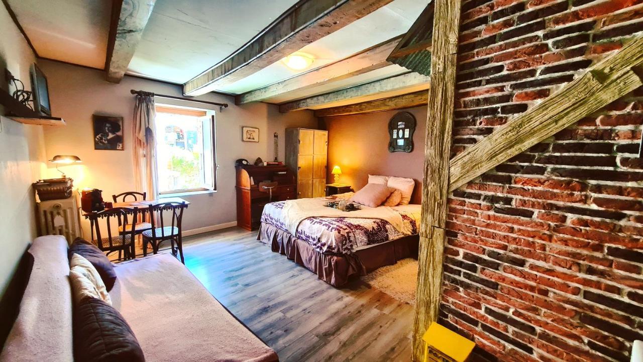 Le Doux Nid Bed & Breakfast Chanaz Exterior photo