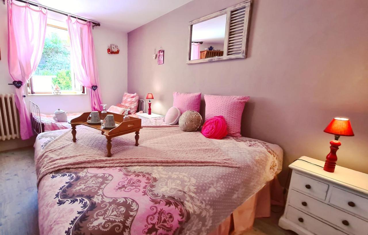 Le Doux Nid Bed & Breakfast Chanaz Exterior photo