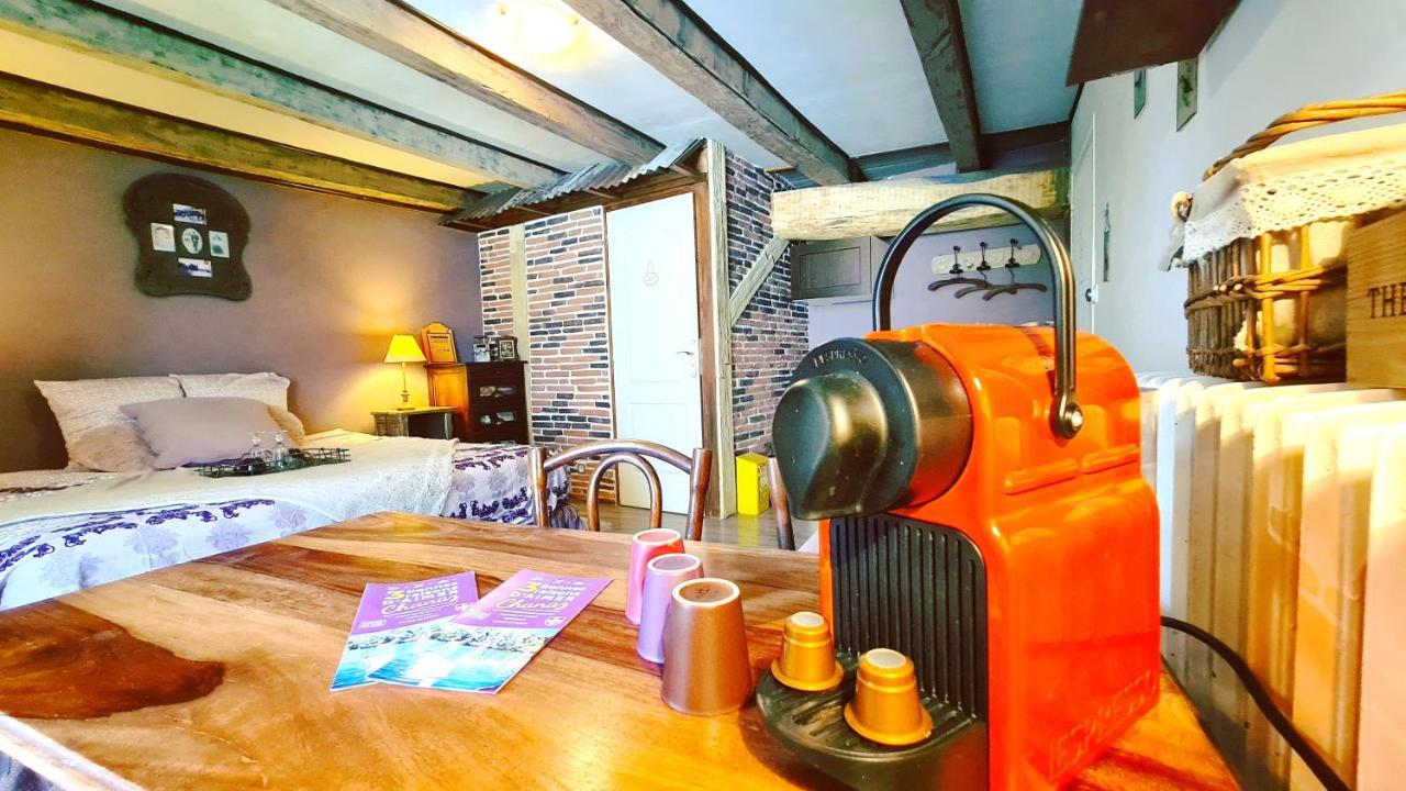 Le Doux Nid Bed & Breakfast Chanaz Exterior photo